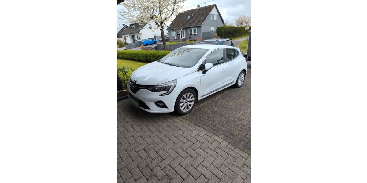 Renault Clio 12.000 km 14.990 &euro; Föhren 54343