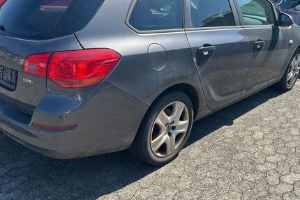 Opel Astra 198.000 km 1.500 &euro; altlay 56856
