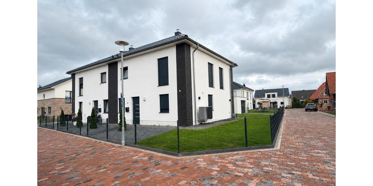 Doppelhaushälfte Lehrte - 4 Zimmer, 120 m&sup2;, 449.000&euro; | Angebot:27021545