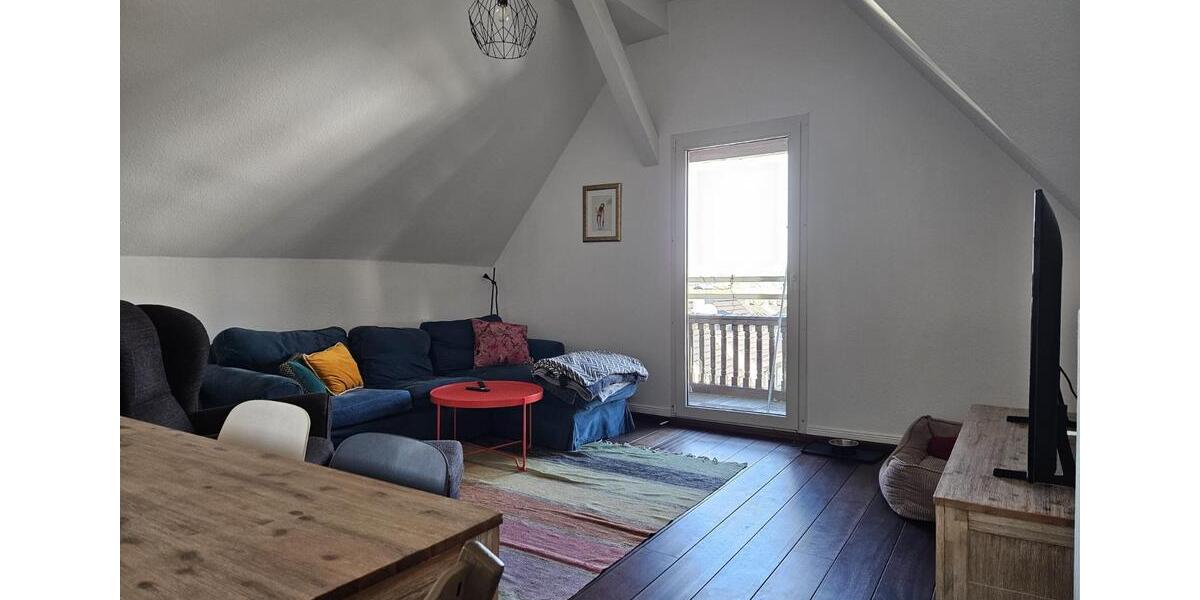 Dachgeschoßwohnung Remscheid Lüttringhausen - 3 Zimmer, 95 m&sup2;, 720&euro; | Angebot:24839162