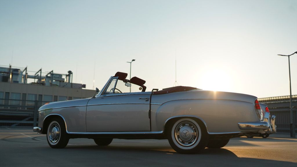 Mercedes-Benz 220 4.800 km 132.222 &euro; Leipzig 04107