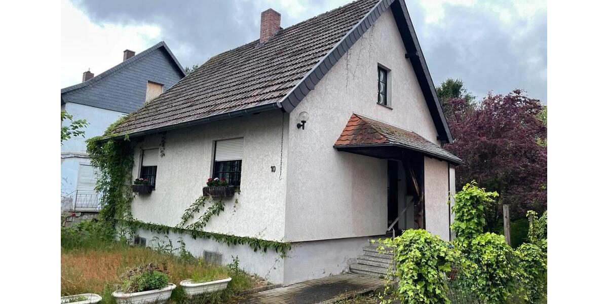 Einfamilienhaus Sankt Ingbert - 4 Zimmer, 95 m&sup2;, 155.000&euro; | Angebot:27154175
