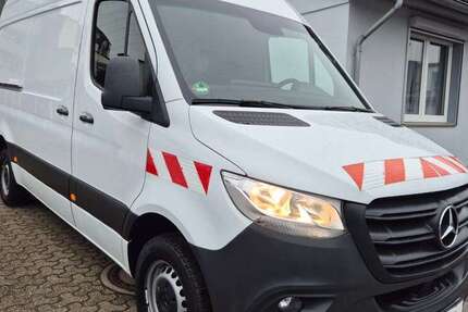 Mercedes-Benz Sprinter 196.000 km 20.990 &euro; Düsseldorf 40591
