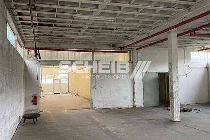 großzügige Lagerfläche - flexibel nutzbar zimmer