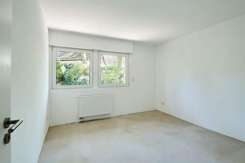 Provisionsfrei! Modernisiertes Raumwunder mit vielfältigen Nutzungs- und Gestaltungsmöglichkeiten 8 zimmer