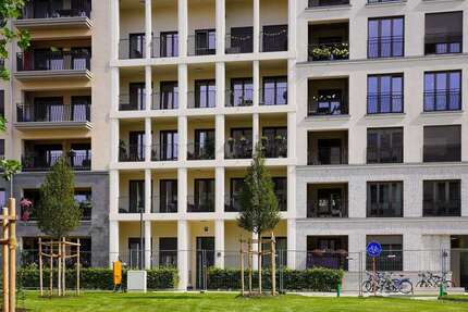 Wohnung zum Mieten in München 898 € 31.91 m²
