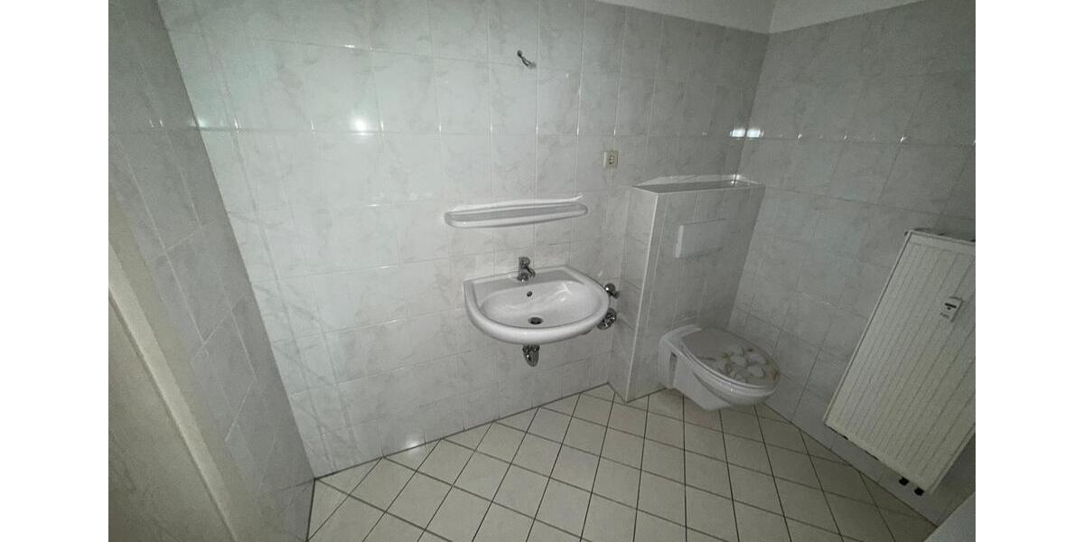 Etagenwohnung Zwickau - 5 Zimmer, 118 m&sup2;, 699&euro; | Angebot:25756475