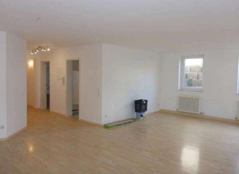 Wohnung zum Mieten in Wörth 650 € 79.61 m²