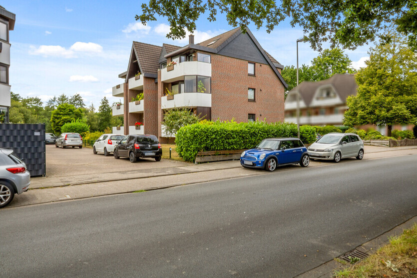Delmenhorst - Stickgras 2.-Zi.- HochparterreWohnung mit Garage und Balkon