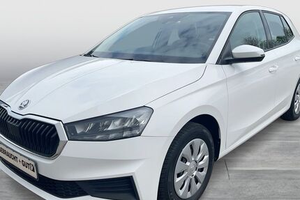 Skoda Fabia 77.952 km 11.950 &euro; Duisburg 47178