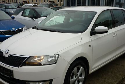 Skoda Rapid 124.000 km 6.500 &euro; Gera 07548