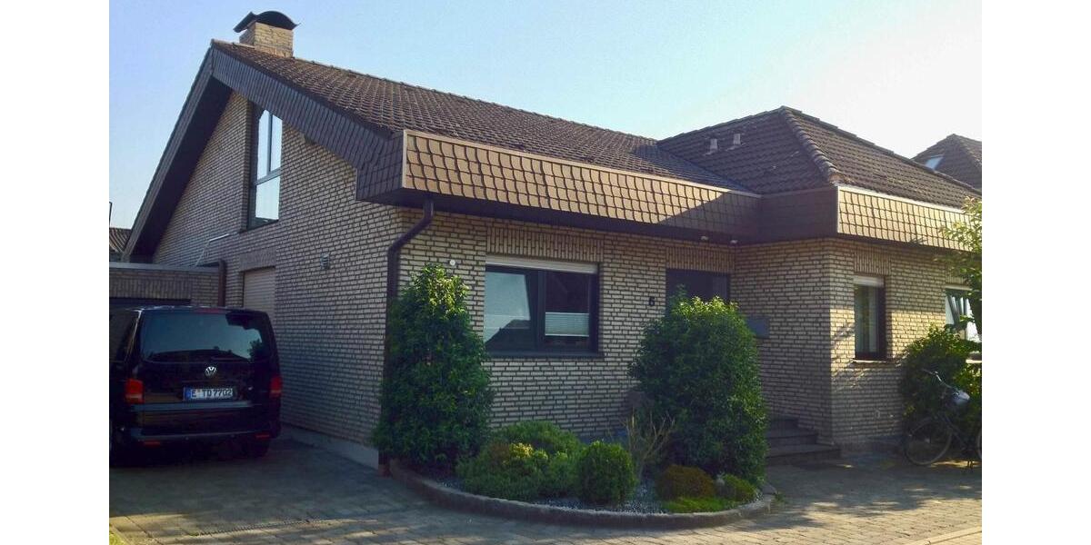 Einfamilienhaus Hamminkeln - 6 Zimmer, 300 m&sup2;, 2.200&euro; | Angebot:25146142