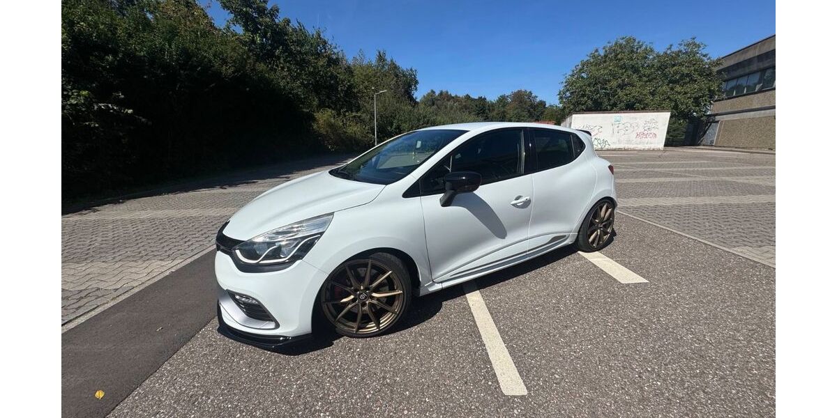 Renault Clio 95.000 km 15.500 &euro; Rastatt 76437