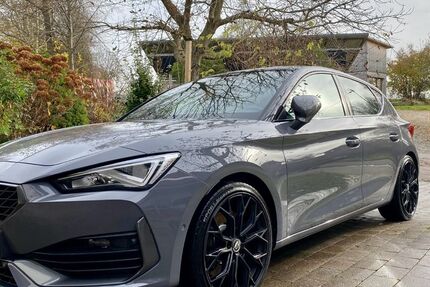 Cupra Leon 24.500 km 30.900 &euro; Mengen 88512