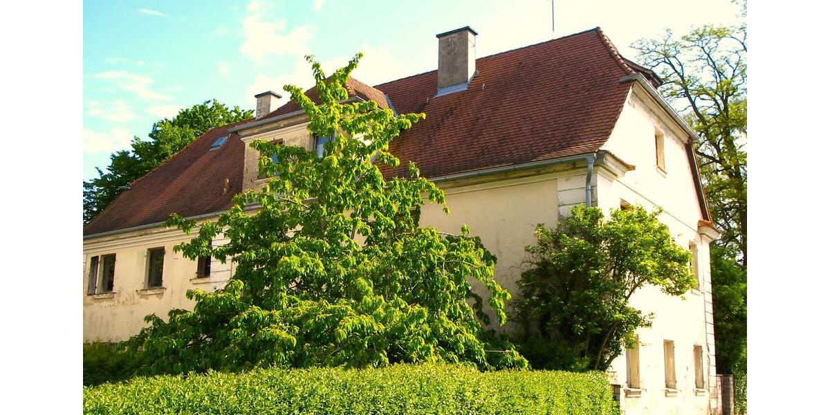 Einfamilienhaus Arberg - 10 Zimmer, 400 m&sup2;, 324.000&euro; | Angebot:26602753