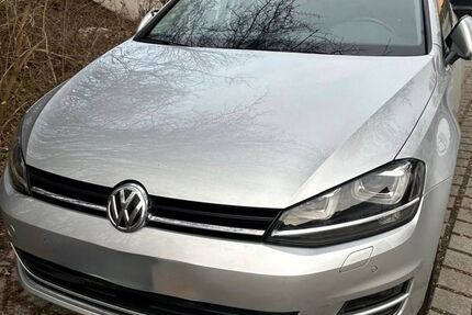 VW Golf 82.000 km 14.600 &euro; Waldkraiburg 84478