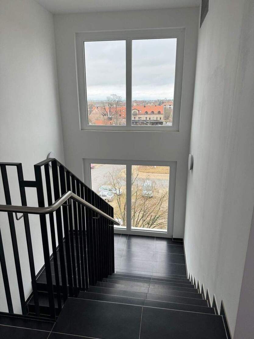 Moderne 2-Zimmer-Wohnung mit Einbauküche und großem Balkon! 2 zimmer