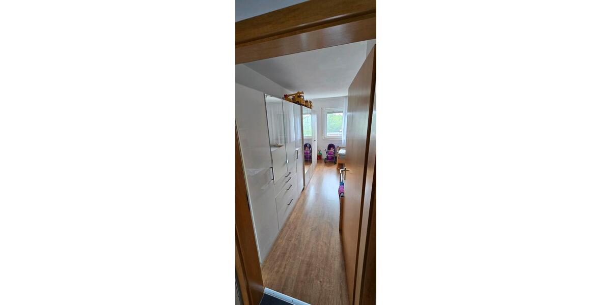Etagenwohnung Schweinfurt Haardt - 3 Zimmer, 80 m&sup2;, 225.000&euro; | Angebot:26823838