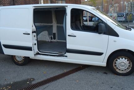 Peugeot Expert 75.500 km 9.900 &euro; München 81249