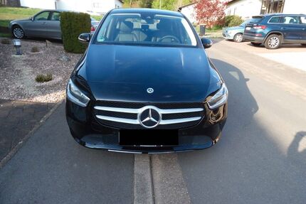 Mercedes B 250