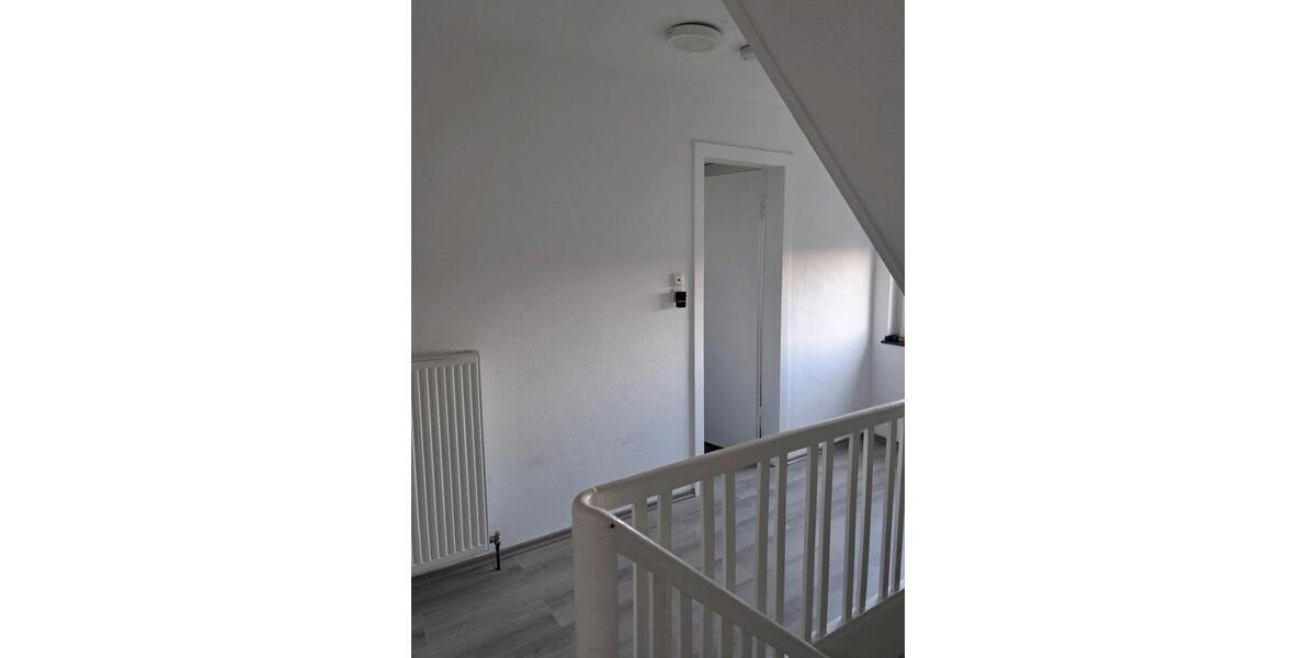 Etagenwohnung Simmerath - 4 Zimmer, 100 m&sup2;, 1.370&euro; | Angebot:26024999