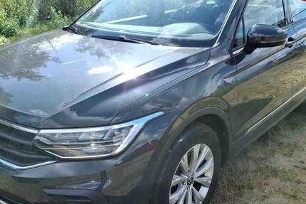 VW Tiguan 64.790 km 22.640 € Wackersdorf 92442