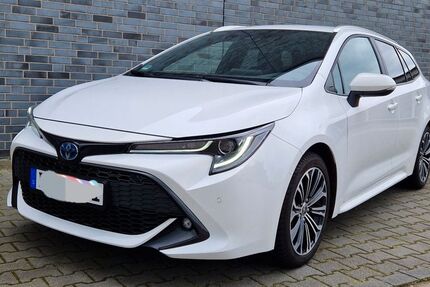 Toyota Corolla 28.900 km 24.690 &euro; Stuhr 28816