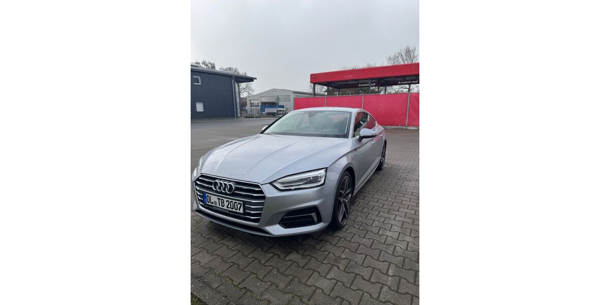 Audi A5 126.000 km 22.500 &euro; Oldenburg 26127