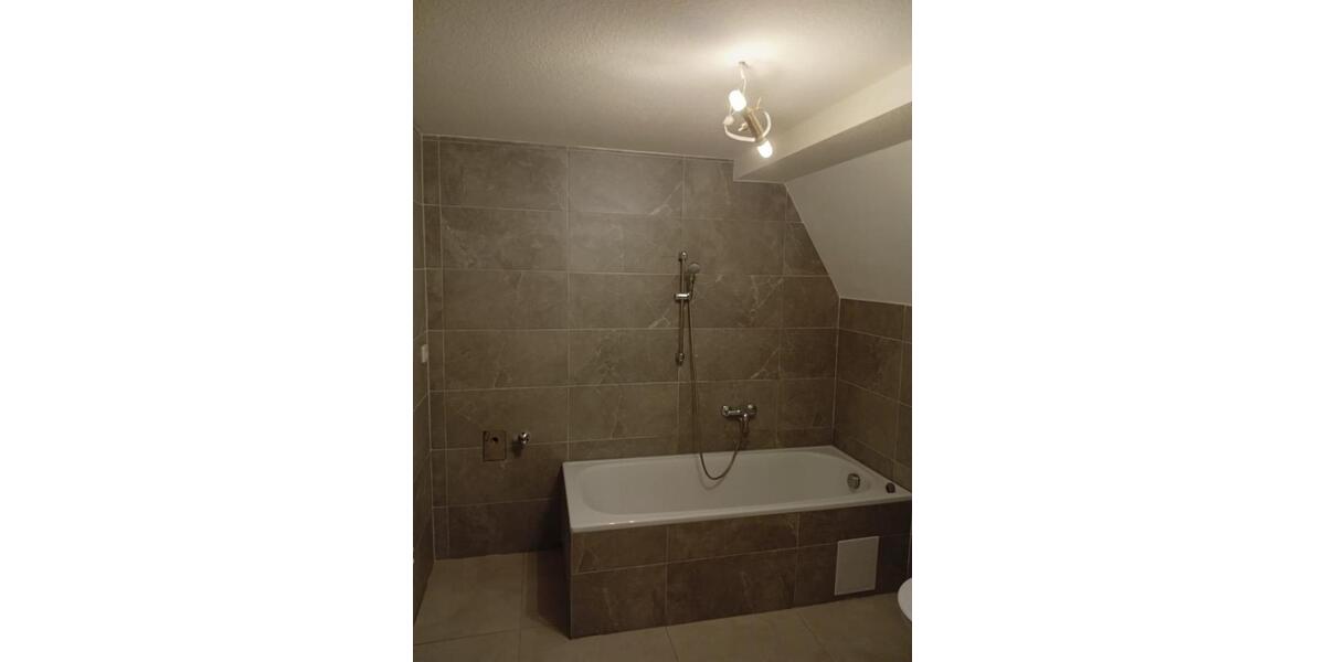 Etagenwohnung Naumburg (Saale) - 3 Zimmer, 65 m&sup2;, 450&euro; | Angebot:25579463