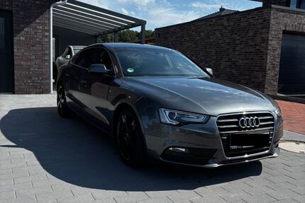 Audi A5 153.000 km 12.500 &euro; Molbergen 49696