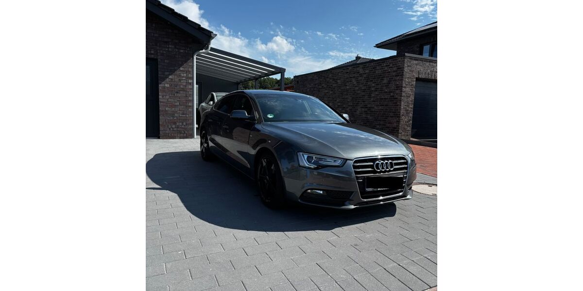Audi A5 153.000 km 12.500 &euro; Molbergen 49696