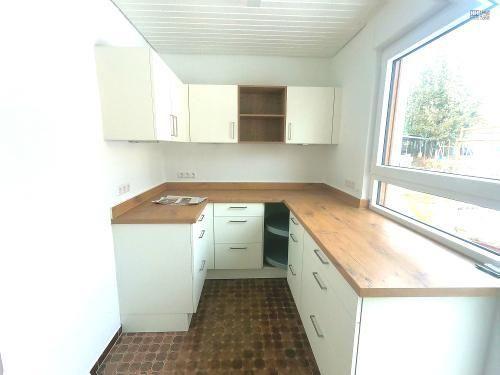 Etagenwohnung Wernau (Neckar) - 2 Zimmer, 82 m&sup2;, 820&euro; | Angebot:26238860