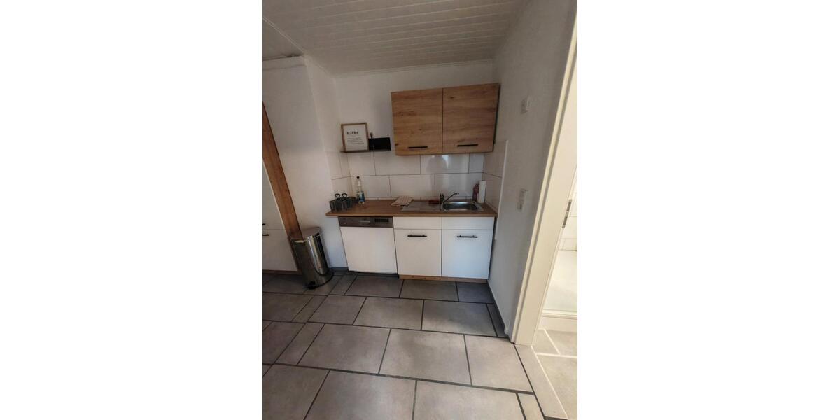 Erdgeschoßwohnung Ludwigshafen am Rhein Edigheim - 1 Zimmer, 18 m&sup2;, 410&euro; | Angebot:26688045