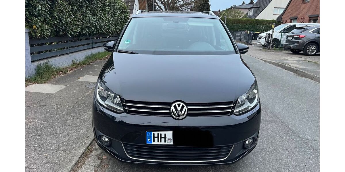 VW Touran 223.000 km 8.900 &euro; Hamburg 22043