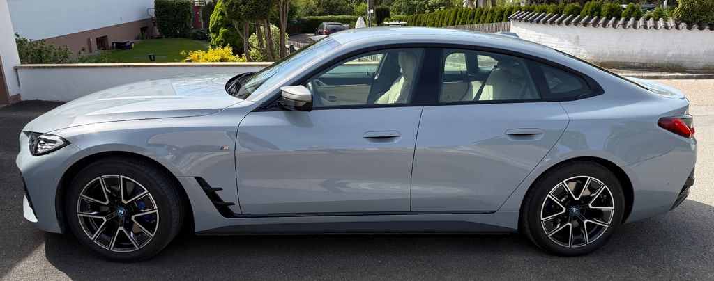 BMW i4 14.400 km 49.490 &euro; Obergriesbach 86573