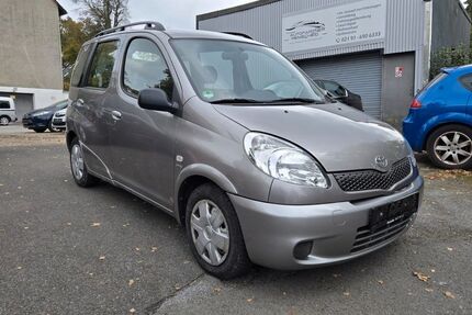 Toyota Yaris 127.700 km 5.490 € Remscheid 42859