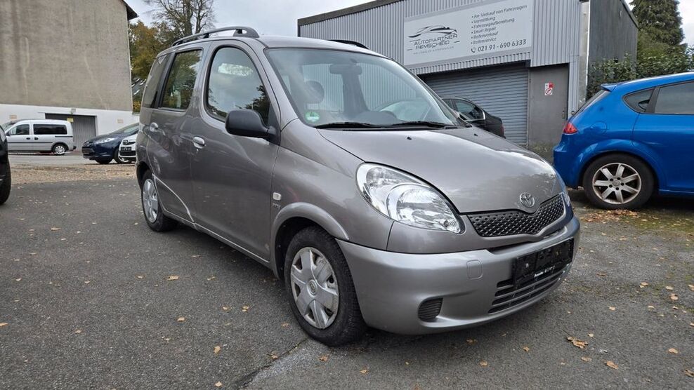 Toyota Yaris 127.700 km 5.490 € Remscheid 42859