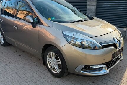 Renault Scenic 254.134 km 3.850 &euro; Bad Doberan 18209