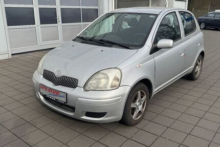 Toyota Yaris 166.619 km 2.750 € Fulda 36043