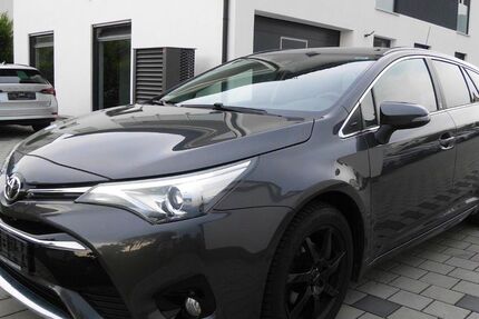 Toyota Avensis 130.000 km 11.490 &euro; Kirchheim unter Teck 73230