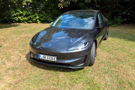 Tesla Model 3 17.744 km 50.500 &euro; Frankfurt am Main 60322