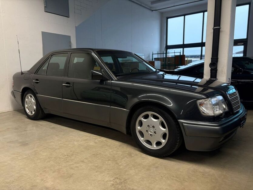 Mercedes-Benz 500 133.422 km 55.900 € Bellenberg 89287