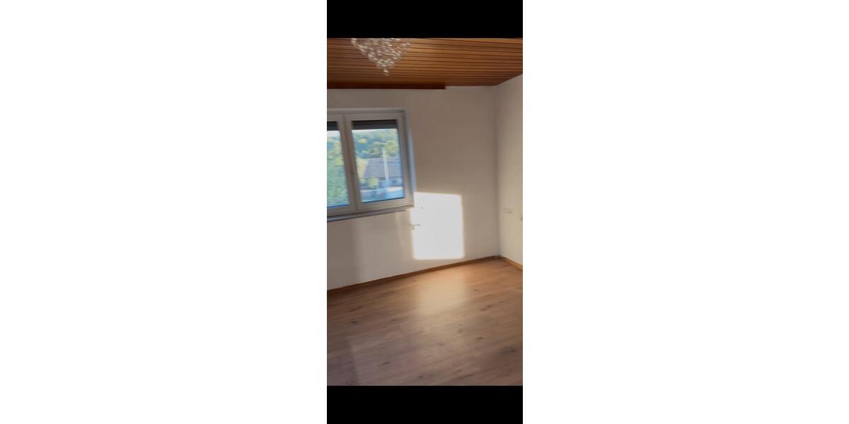 Erdgeschoßwohnung Aichtal - 4 Zimmer, 80 m&sup2;, 1.100&euro; | Angebot:26075564