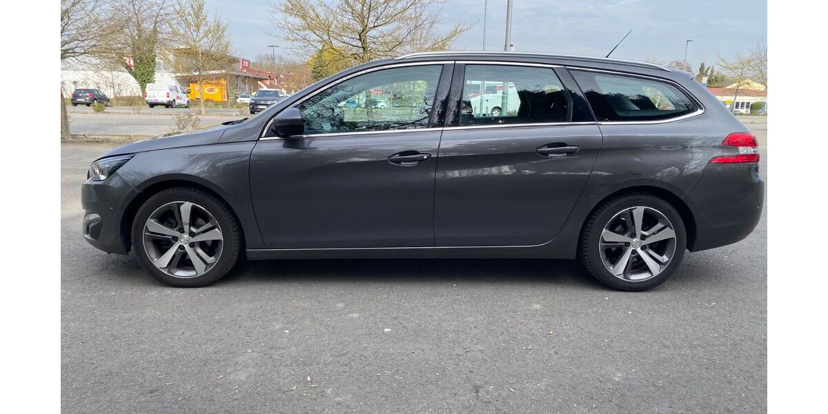 Peugeot 308 131.000 km 5.750 &euro; Osthofen 67574