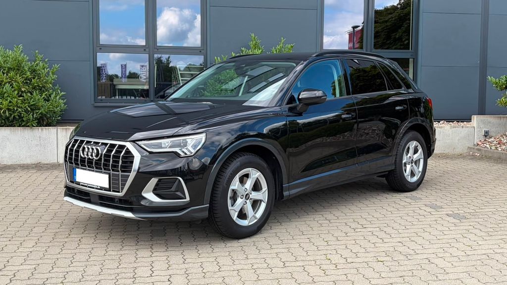 Audi Q3 37.100 km 29.490 &euro; Hamburg 22147