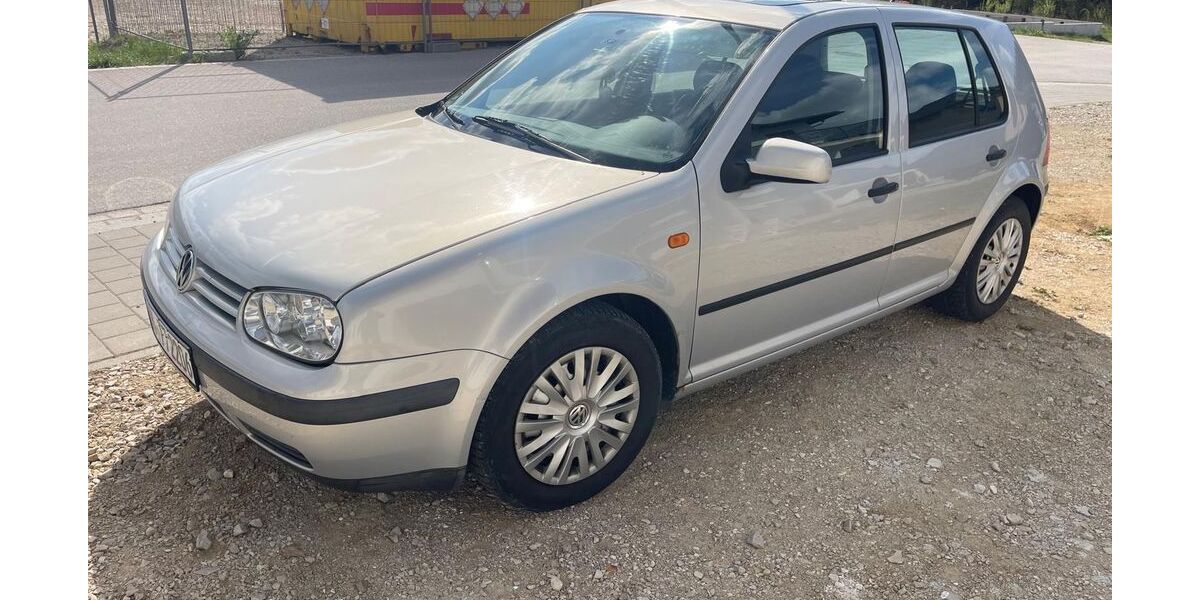 VW Golf 219.000 km 950 &euro; Heilbronn 74080