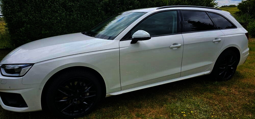 Audi A4 93.323 km 26.995 &euro; Schwedt 16303