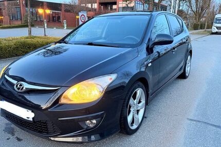 Hyundai i30 158.000 km 4.300 &euro; Ammersbek 22949