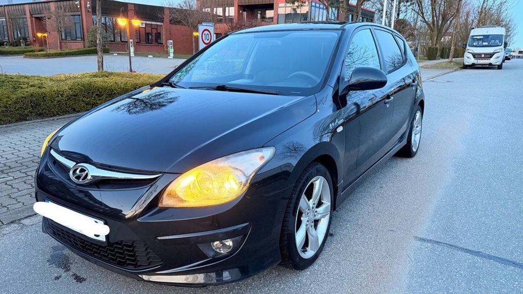 Hyundai i30 158.000 km 4.300 &euro; Ammersbek 22949