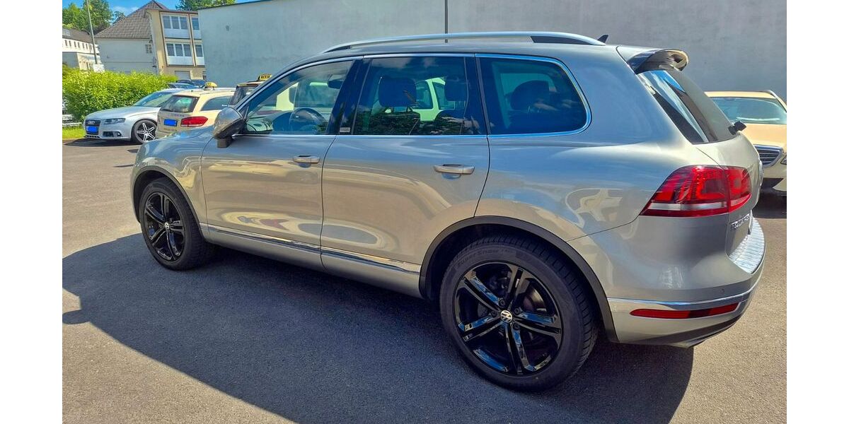 VW Touareg 167.357 km 21.000 &euro; Bad Orb 63619